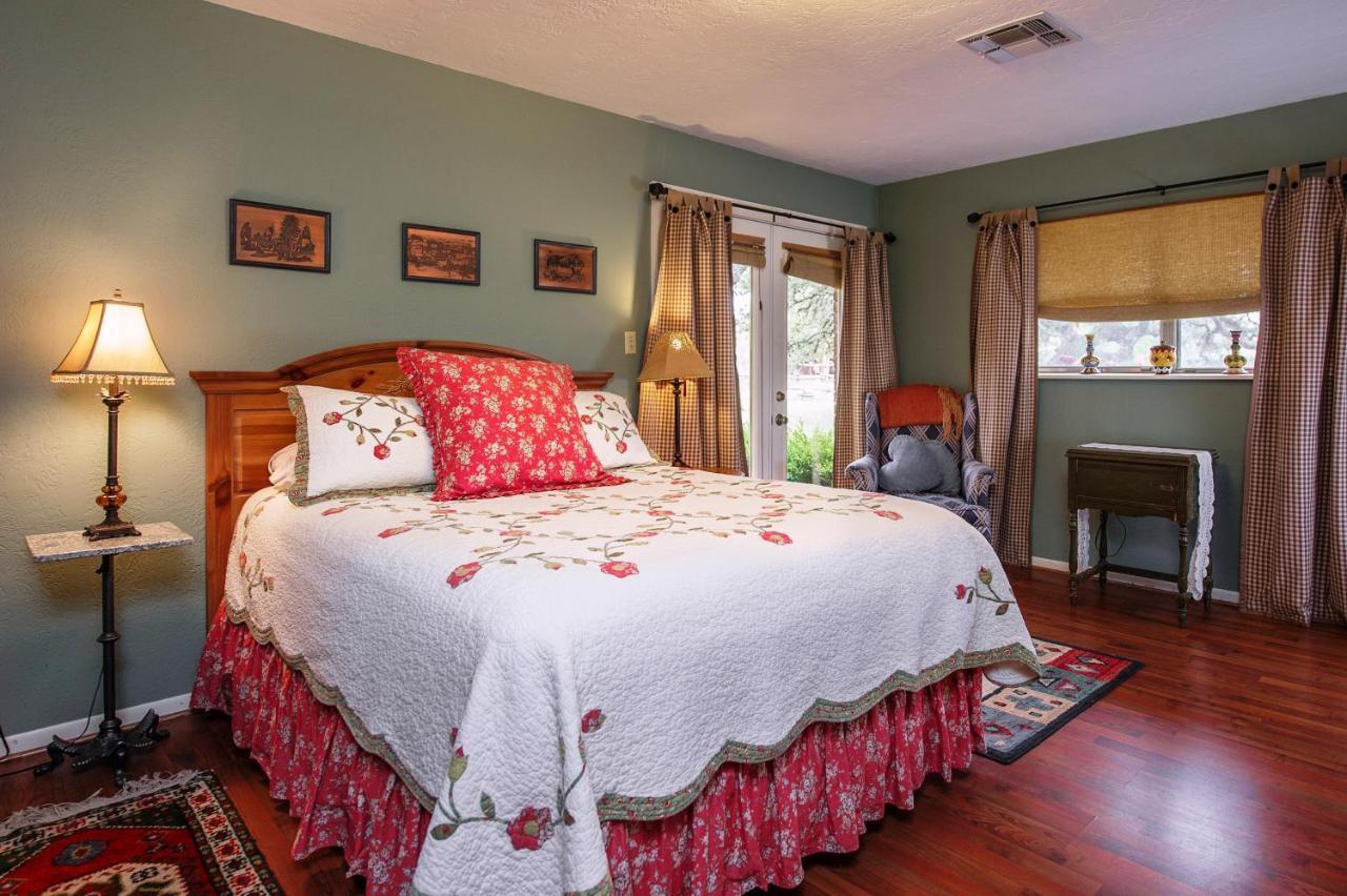 Barons Creekside Resort Fredericksburg Exteriér fotografie